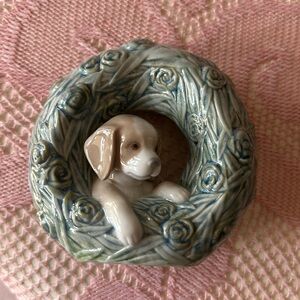 Lladro Puppy in Natural Frame Collectible